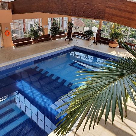 Apto No Centro De Gramado Com Piscina Termica Экстерьер фото